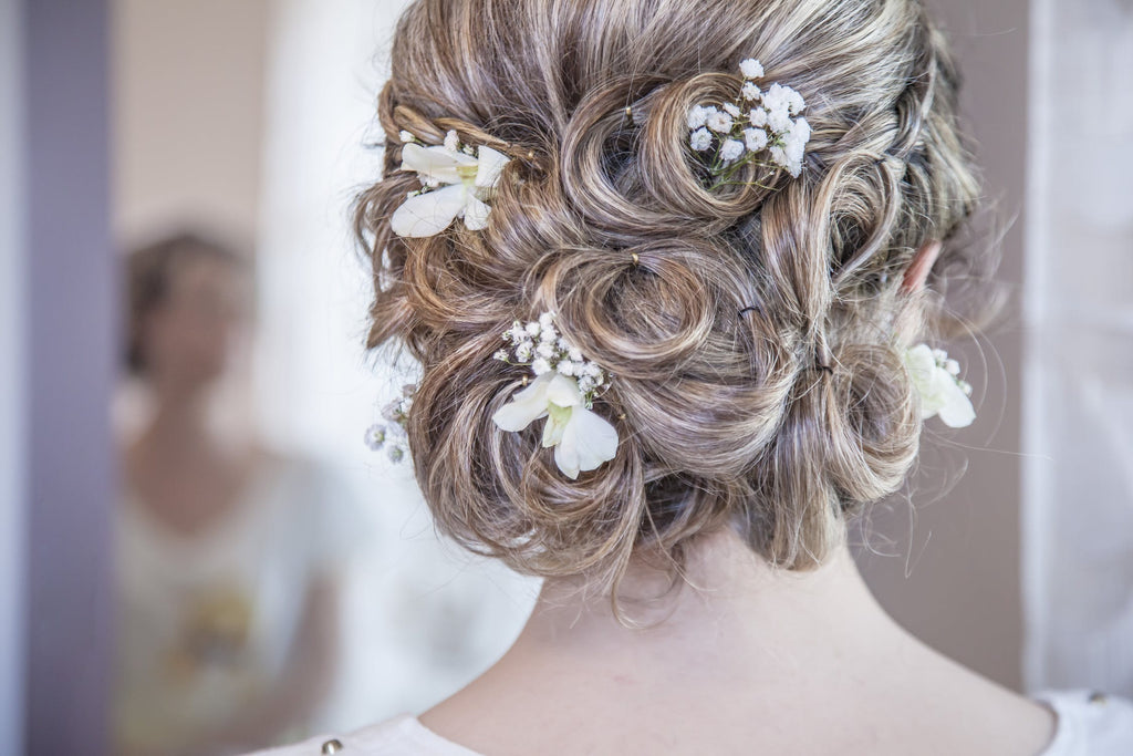 Wedding styles for thin or thinning hair
